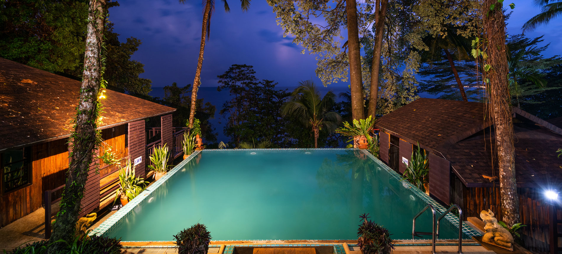 Lush Serene Hideaway